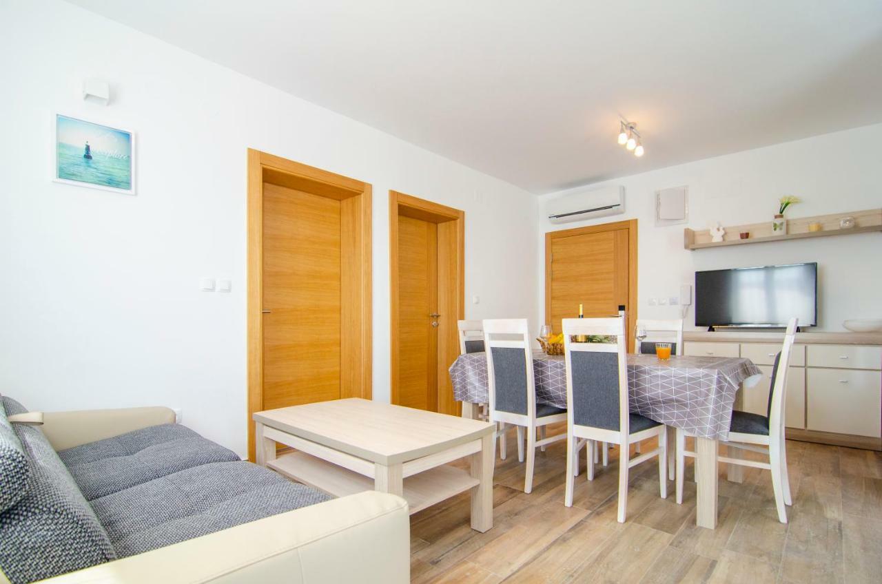 Apartments Sara Bol Kültér fotó