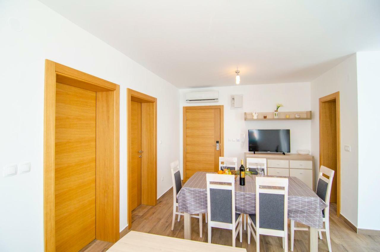 Apartments Sara Bol Kültér fotó